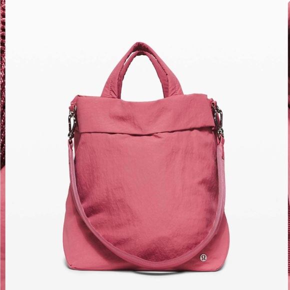 lululemon athletica Handbags - Lululemon On My Level Bag *19L Cherry Tint